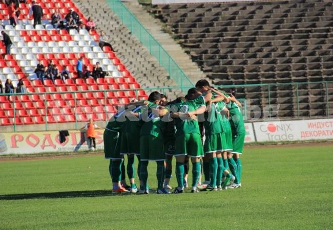 Рефер закопа Ботев в Русе