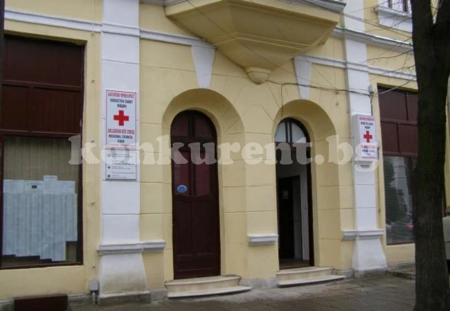 Деца от бедни семейства и бездомни ще се хранят с„Топъл обяд”