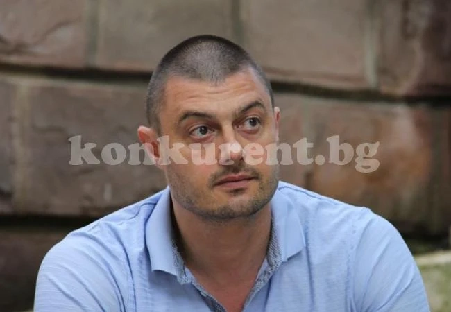 Бареков:Борисов продължава да дължи отговори