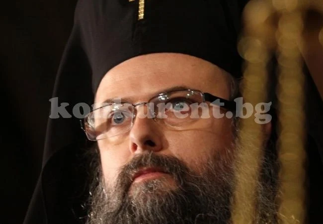 Митрополит Николай: Никога не съм заплашвал дядо Кирил
