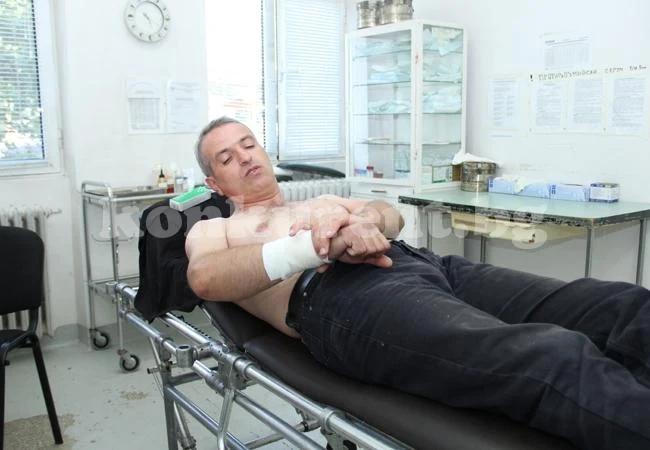 Лекар, оплакал се от полицейско насилие, спечели делото в съда 
