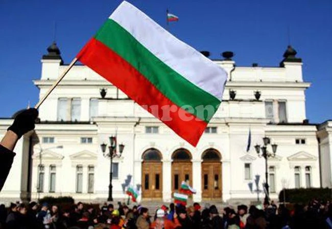 „Има ли демокрация в България днес?”