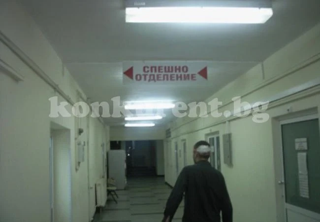 Пребиха 25-годишен със стол в главата
