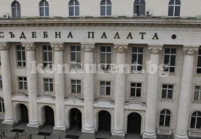 Христо полицая остава в ареста