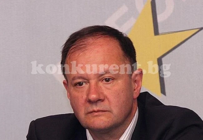 Миков открива форум за борбата с бедността