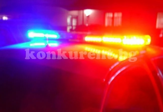 Задържаха двама за грабеж