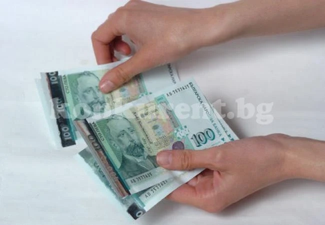 Работодатели разплатиха 30 400 лева
