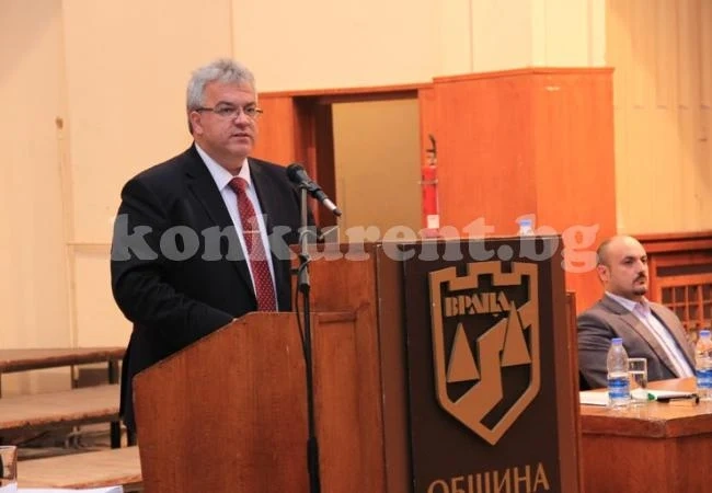 Кметът призовава да украсим Враца