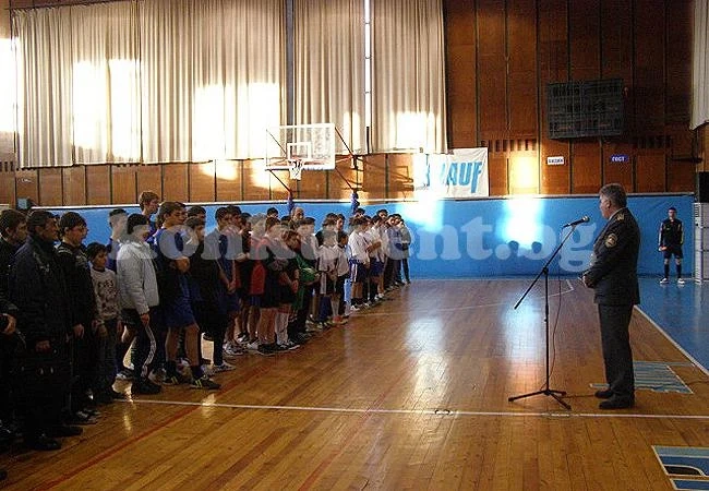 Започна турнир по случай Деня на доброволеца