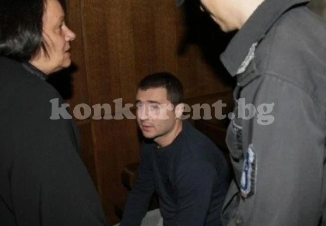 Доживотен затвор за убийството пред \