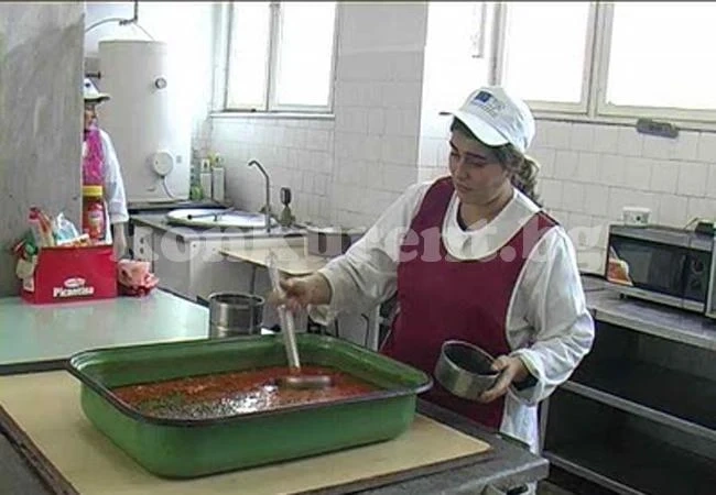 Обществена трапезария ще храни 80 човека