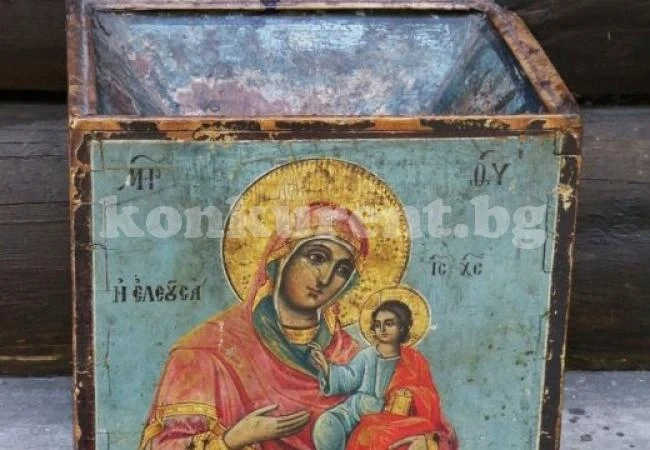 Задигнаха 100 лева от храм