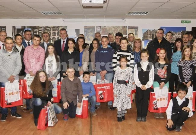 ТЕХНОПОЛИС зарадва децата на загинали полицаи