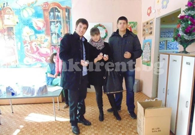 Ученици от СОУ \