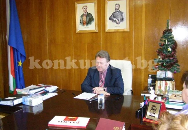 Сметките на община били запорирани 11 месеца в годината