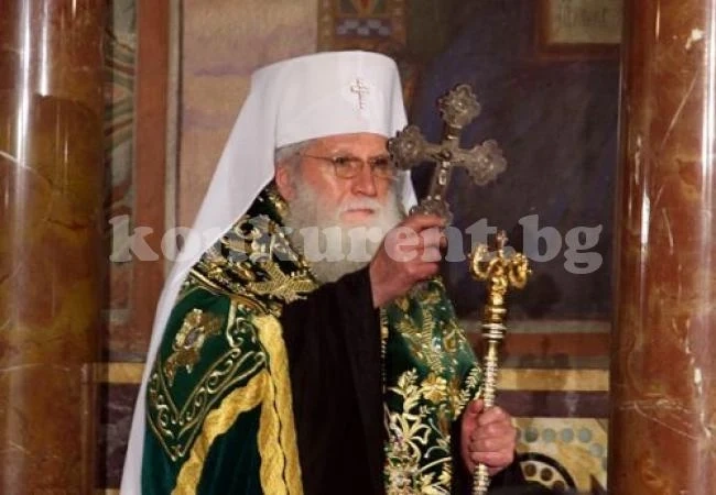 Патриарх Неофит благослови българите