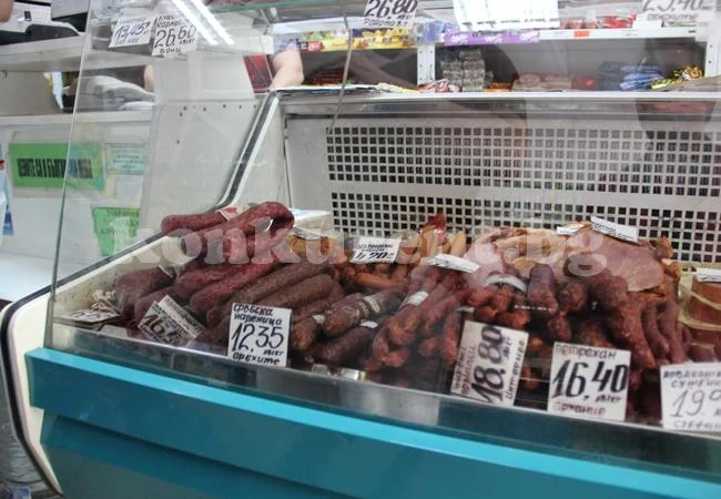 Гладни крадци задигнаха суджука на бизнесмен