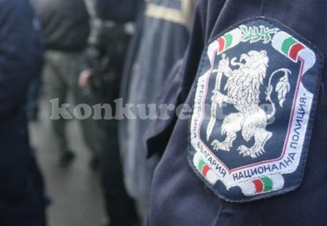 Задържаха краден автомобил в КАТ