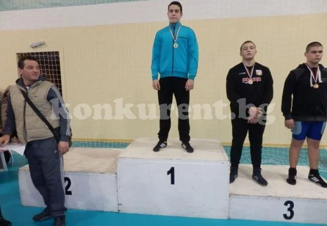 Борци спечелиха 11 медала