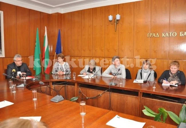 Представиха нов проект за общински политики