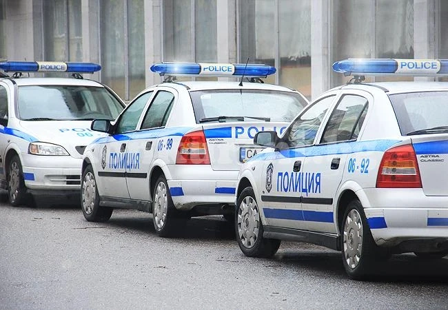 Мъж блудствал три месеца с момиче