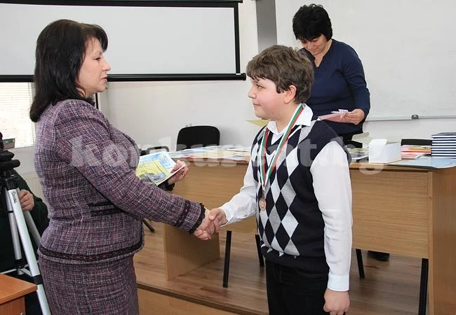 Наградиха най-добрите математици