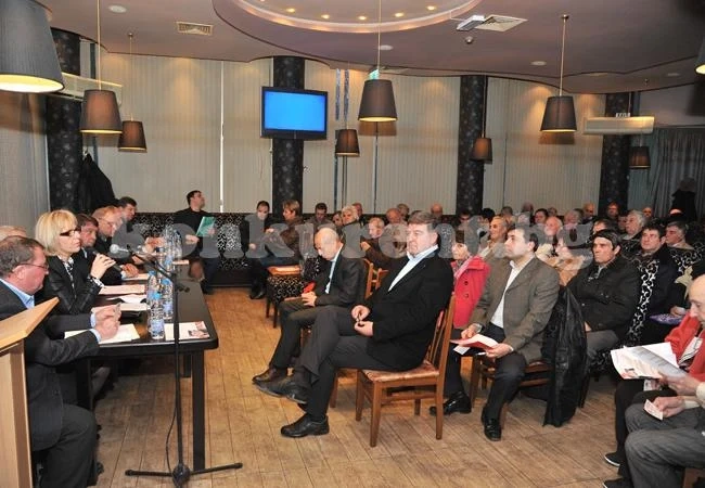 Социалистите в Монтана тръгват срещу „Позитано”