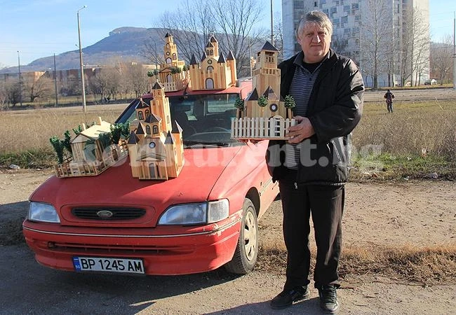 Безработен врачанин строи замъци
