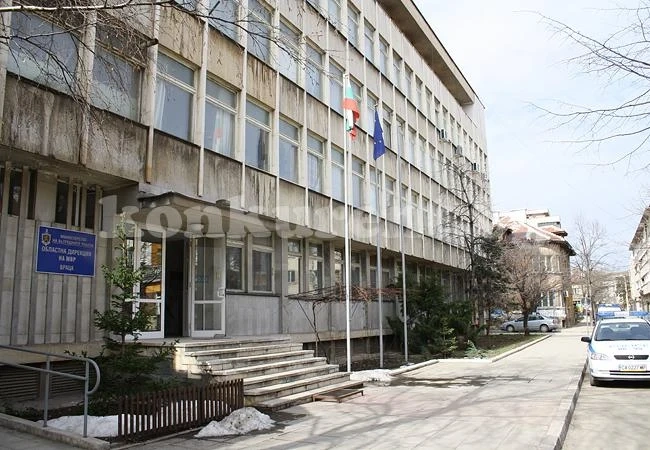 Врачанската полиция издирва 22-годишен