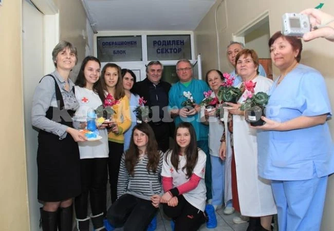 В Мездра отпразнуваха Бабинден
