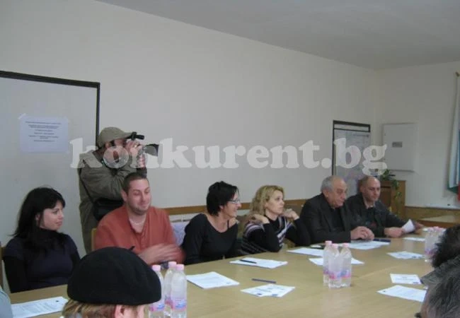 Повишават ефективността в политиките на управление