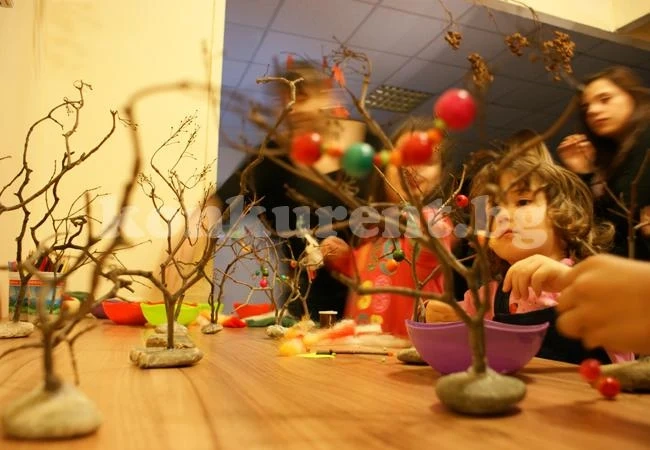 Деца създадоха дърво на живота