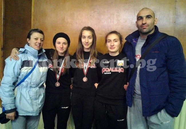 6 медала за Северозапада от шампионата по борба