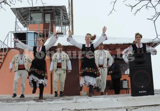 Зарязаха лозите във винарна \