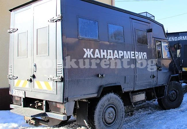 Баба преби пиян нападател