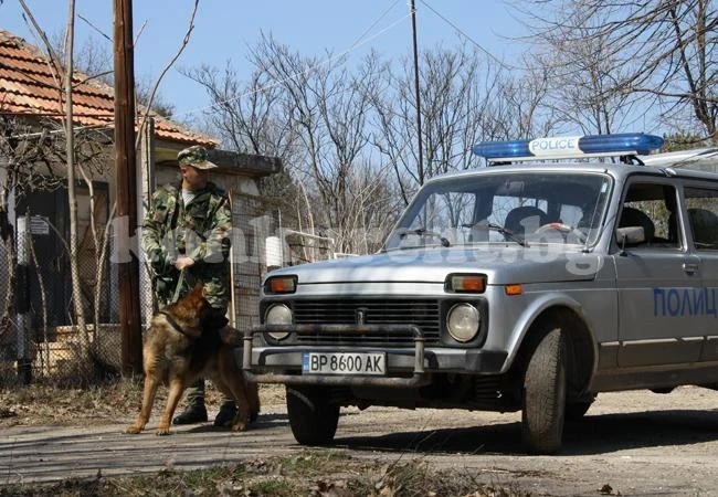 Ученик простреля трима братя