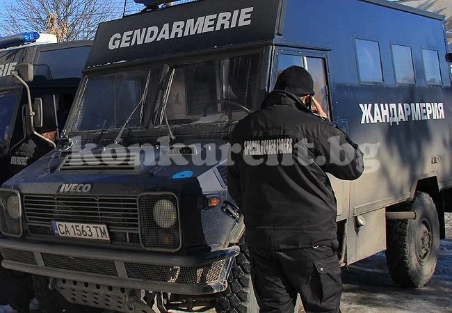 Бащата на Васил: Синът ми не е задържан