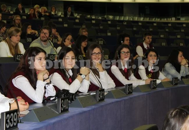 Ученици от Видин гостуваха в Европарламента