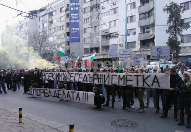Три линейки изнасят ранените от бойното поле в Пловдив