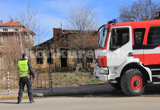 Втора къща пламна във Враца