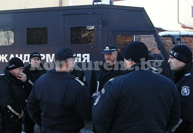 Жандармеристи плъзнаха из кръчмите