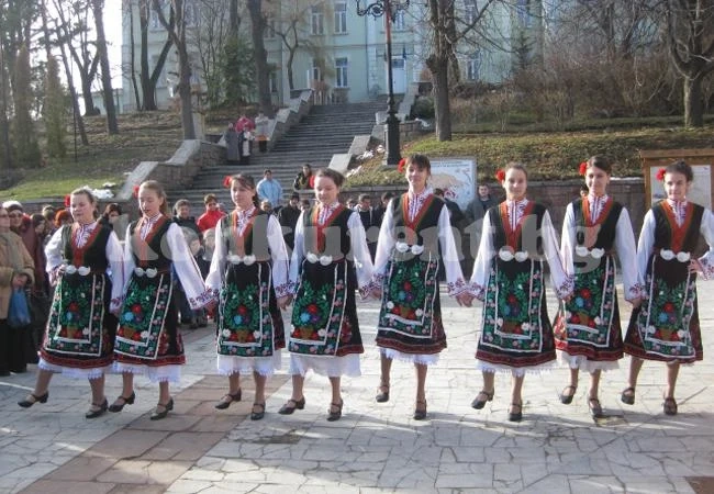 Трифон Зарезан – празник, който дава сили и зарежда с надежда и позитивизъм