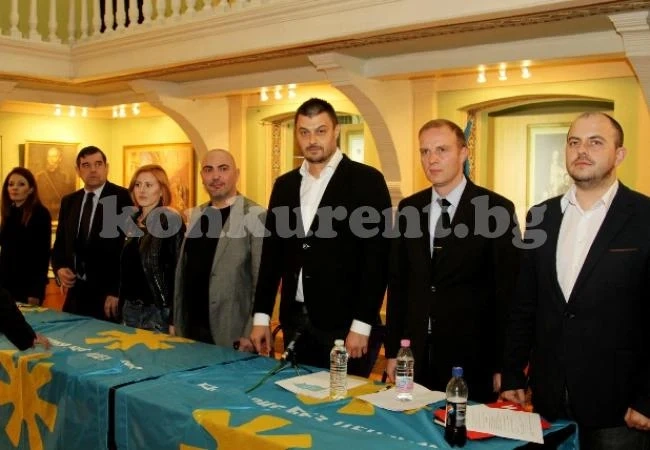 „България без цензура“ с двама депутати до дни