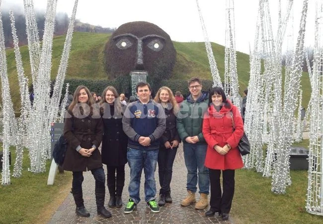 Ученици посетиха музея на кристалите \