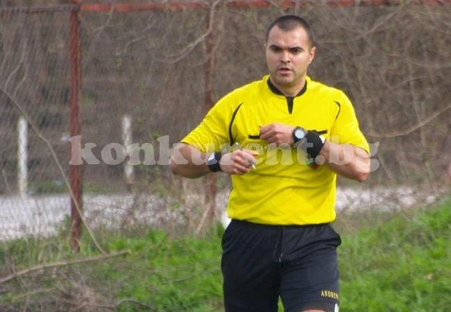 Буров свири на Ботев в Дупница