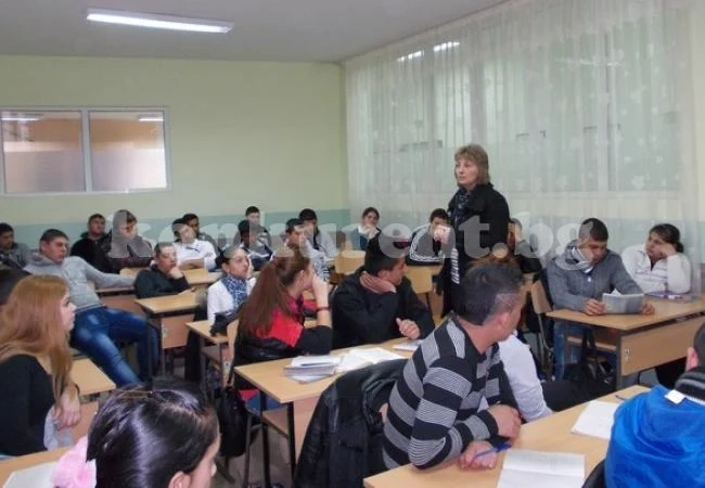 Обясняват за престъпността в училищата