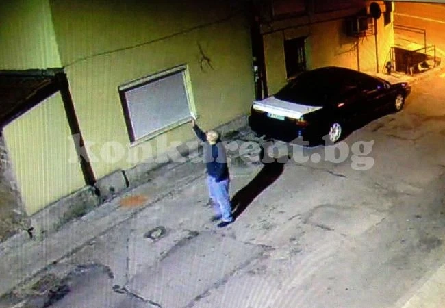 Стрелба по офиса на Бареков в София