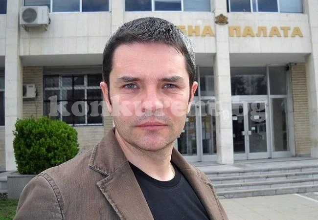 Прокурор изгоря заради БМВ в схема със студентка