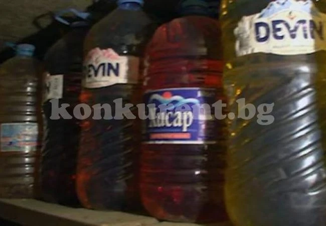 Задържаха мъж заради туби с дизел