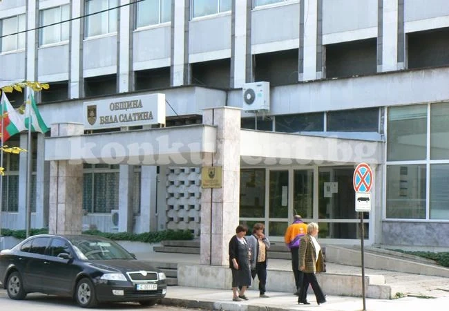 Община търси пари за нови коли на социалния патронаж